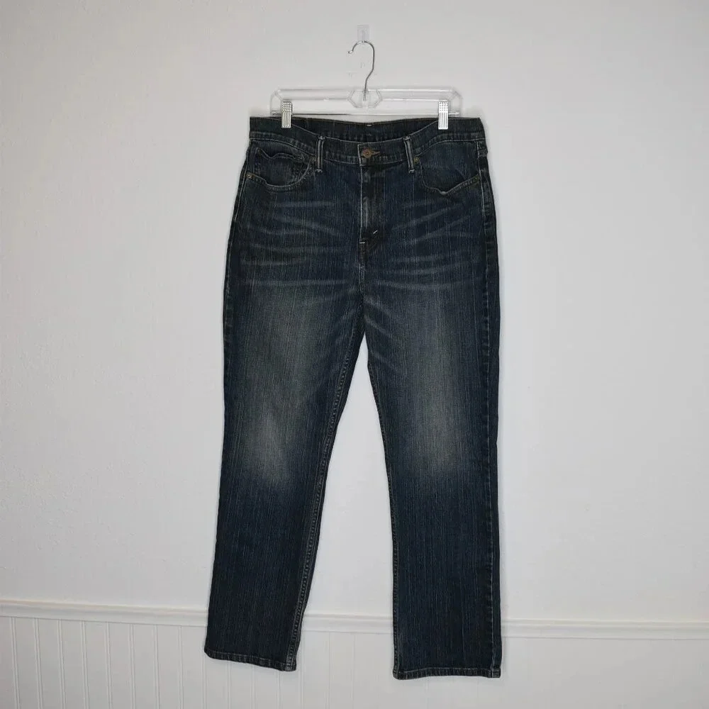 Levis 514 Mens Jeans Sz 36 x 30 Straight Dark Wash Denim Distressed 5 Pocket